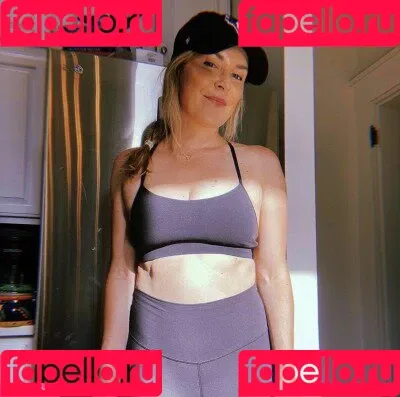 Renee Paquette Onlyfans Photo Gallery 