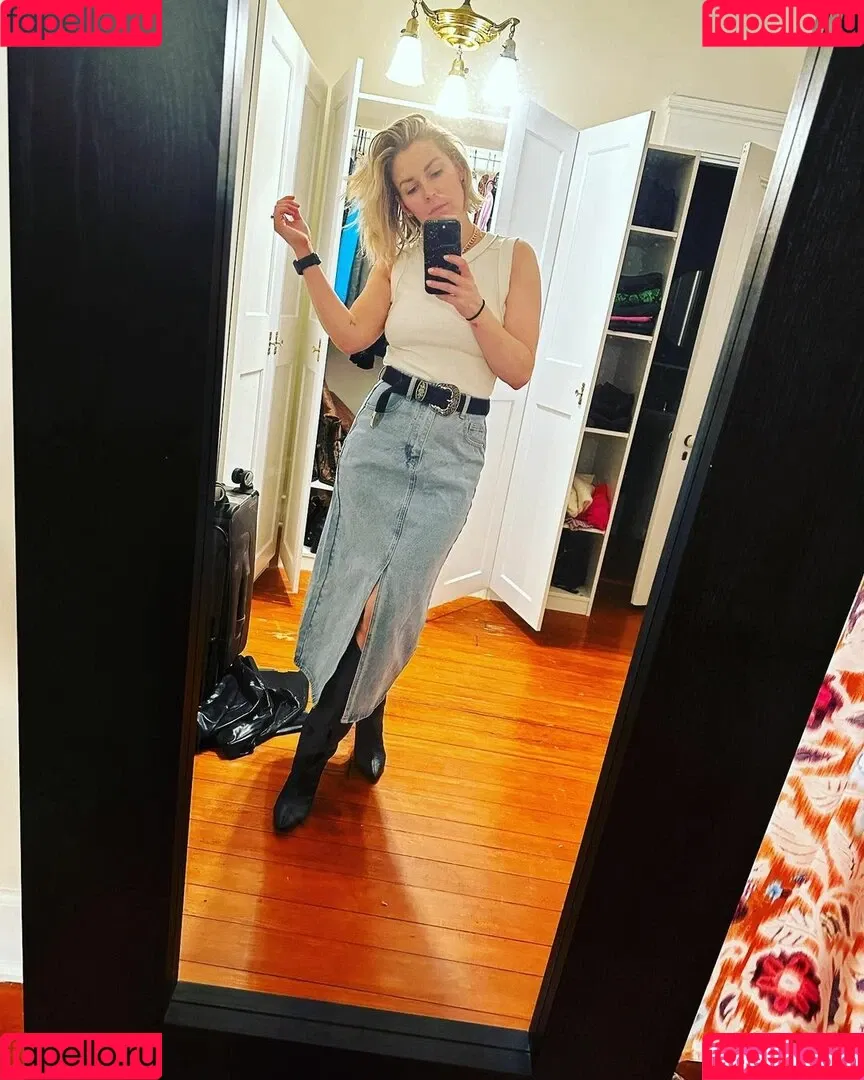Renee Paquette Onlyfans Photo Gallery 