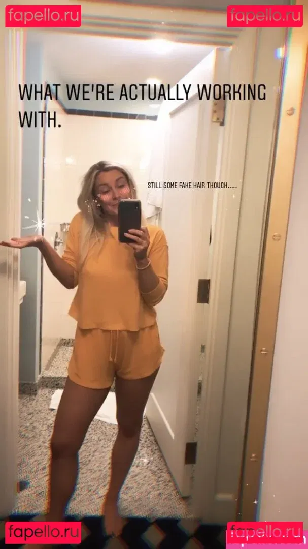 Renee Paquette Onlyfans Photo Gallery 