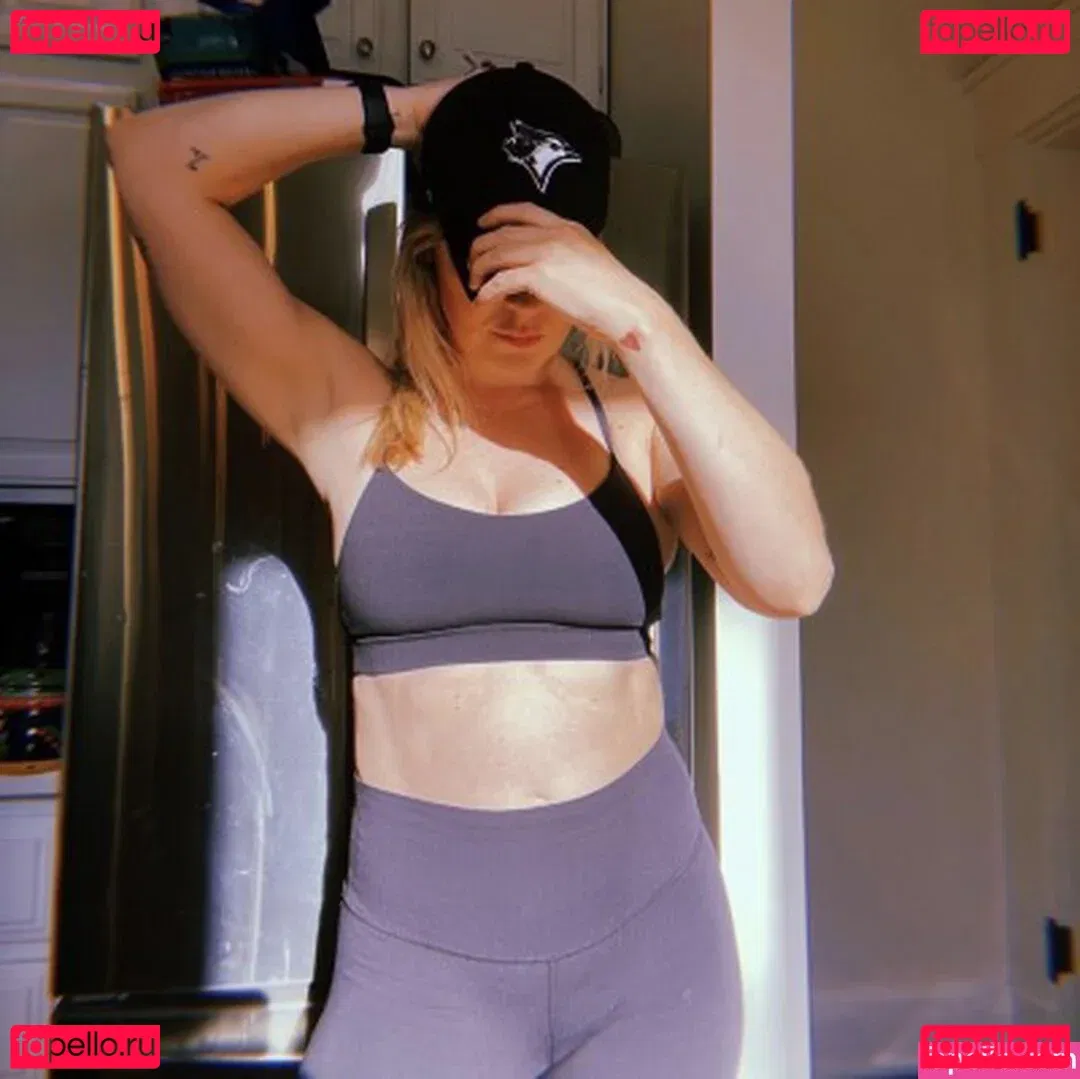 Renee Paquette Onlyfans Photo Gallery 