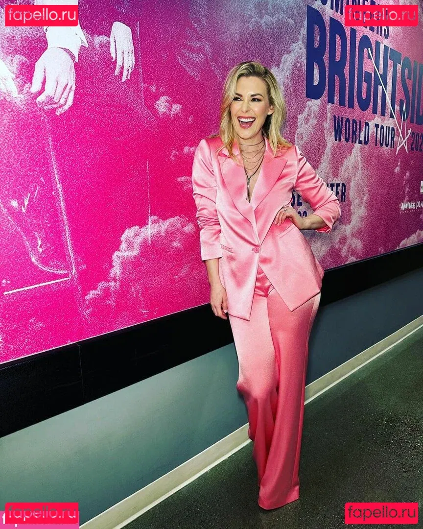 Renee Paquette Onlyfans Photo Gallery 