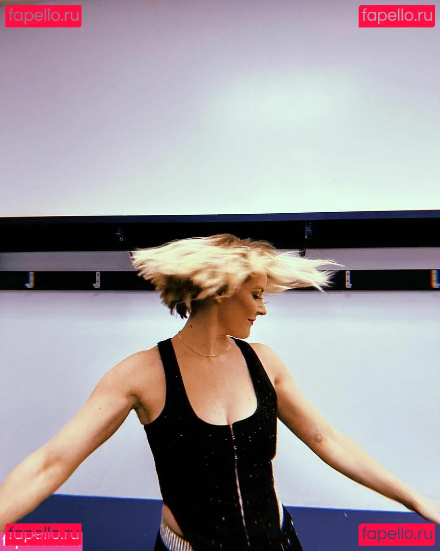 Renee Paquette Onlyfans Photo Gallery 