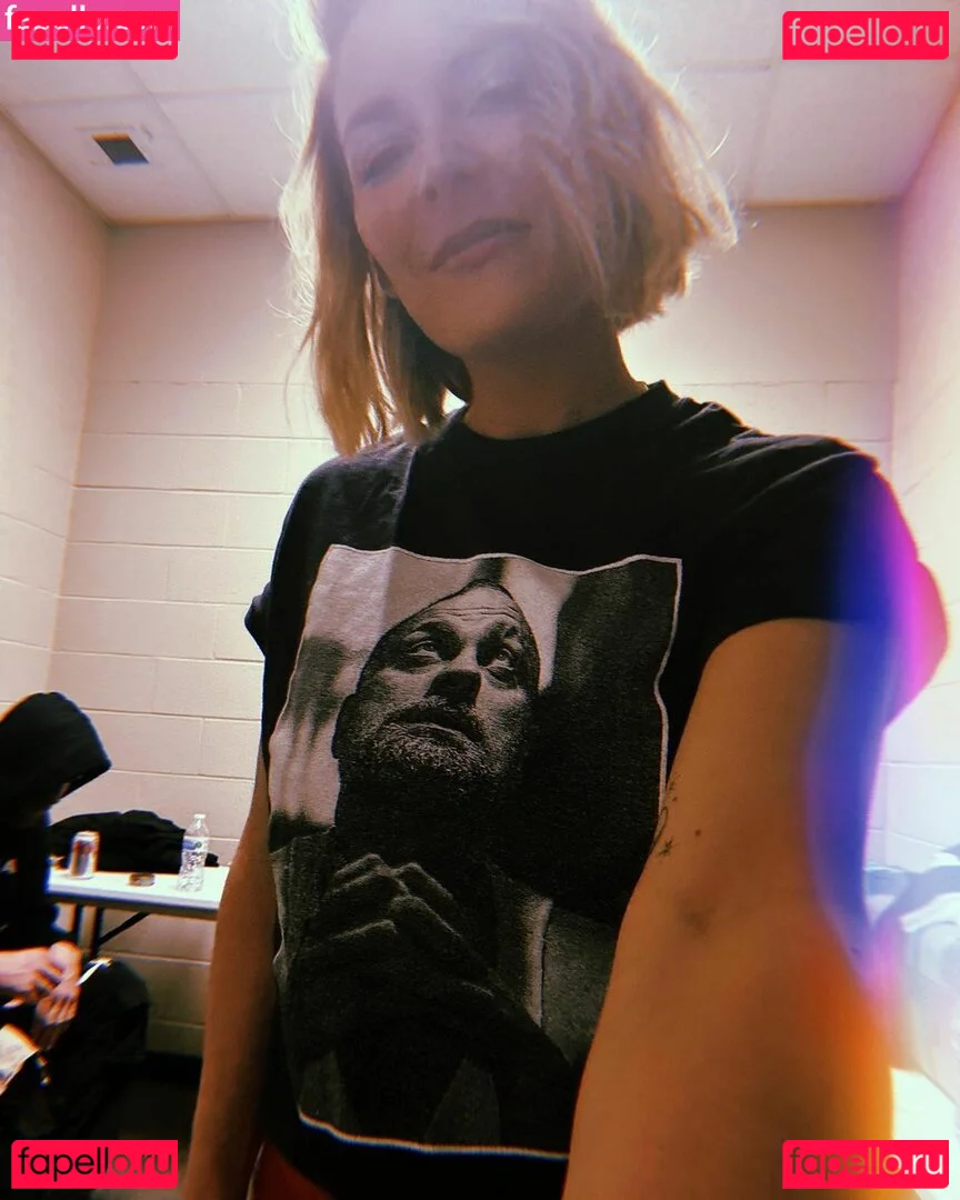 Renee Paquette Onlyfans Photo Gallery 