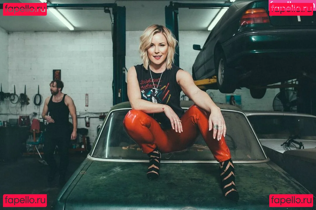 Renee Paquette Onlyfans Photo Gallery 