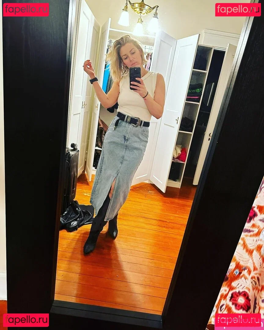 Renee Paquette Onlyfans Photo Gallery 