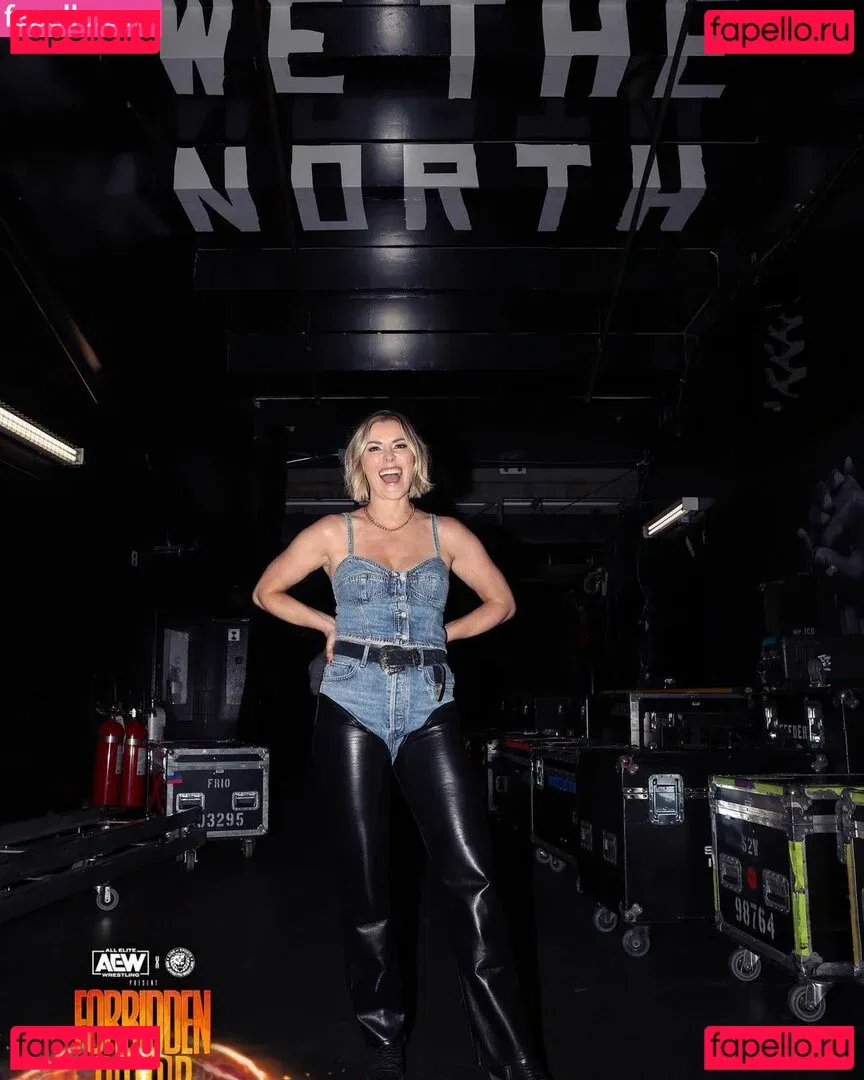 Renee Paquette Onlyfans Photo Gallery 