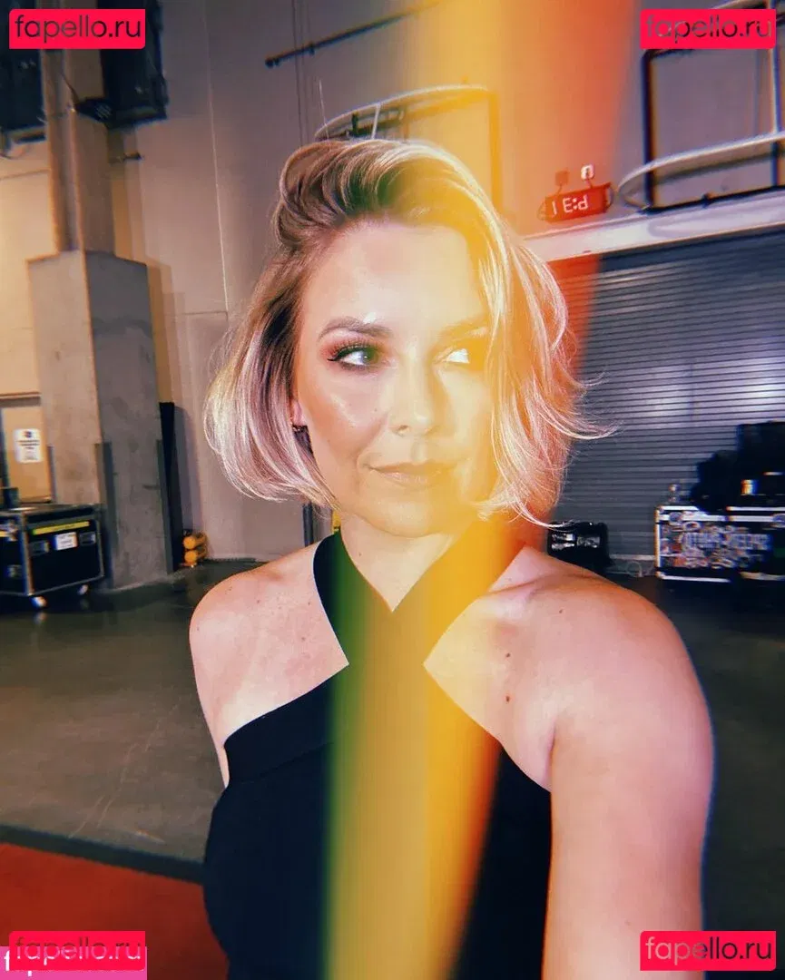 Renee Paquette Onlyfans Photo Gallery 