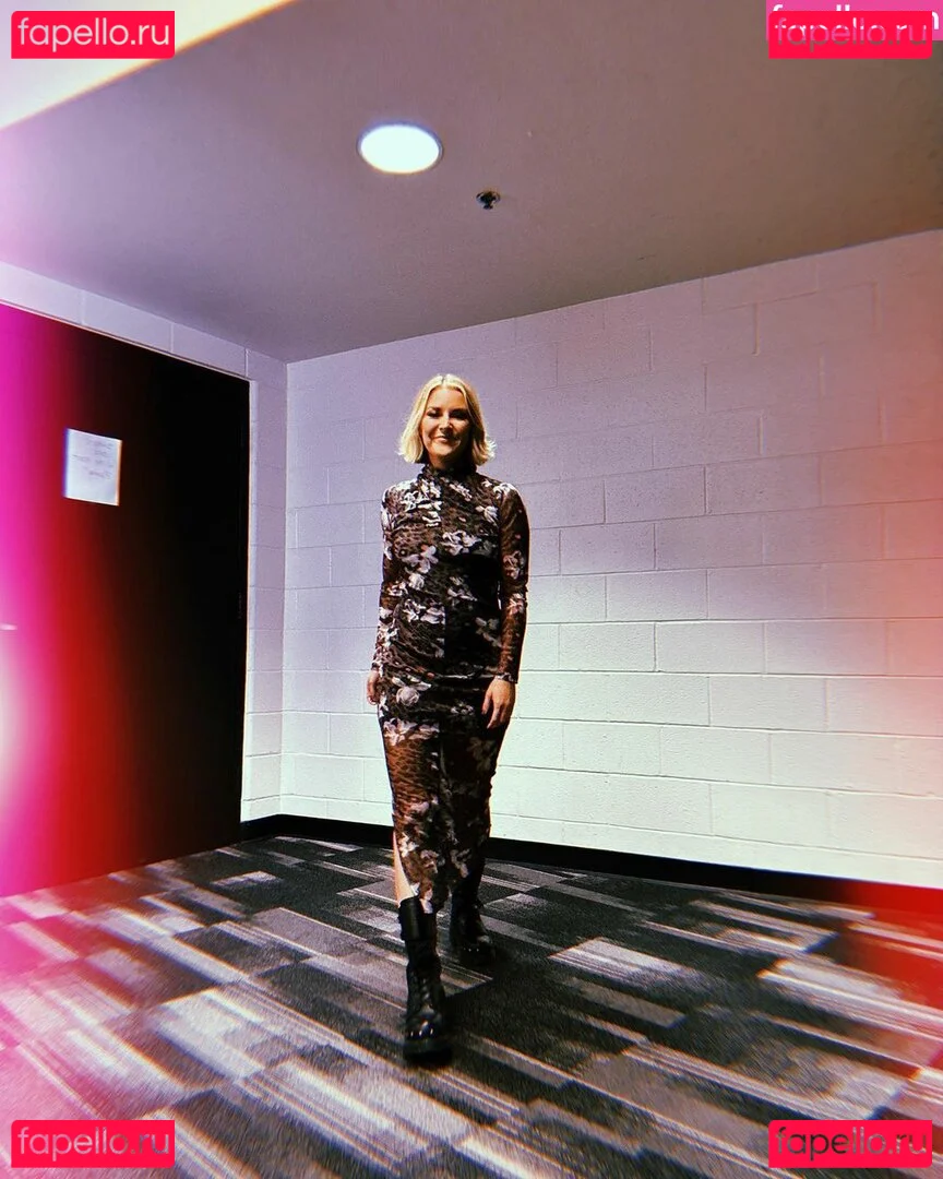 Renee Paquette Onlyfans Photo Gallery 