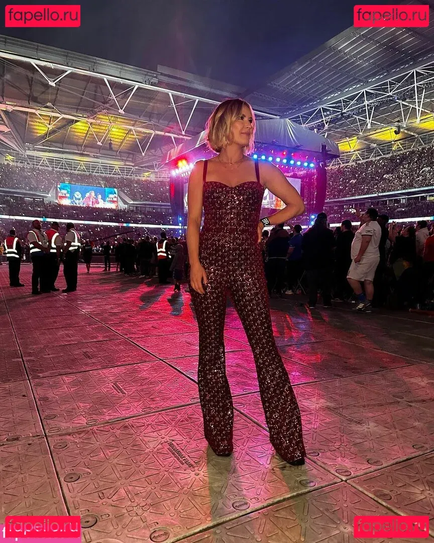 Renee Paquette Onlyfans Photo Gallery 