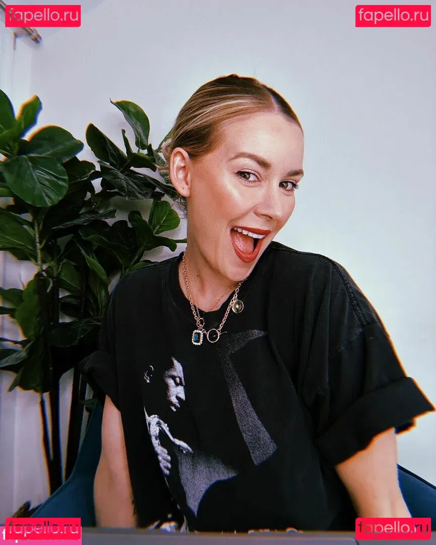 Renee Paquette Onlyfans Photo Gallery 