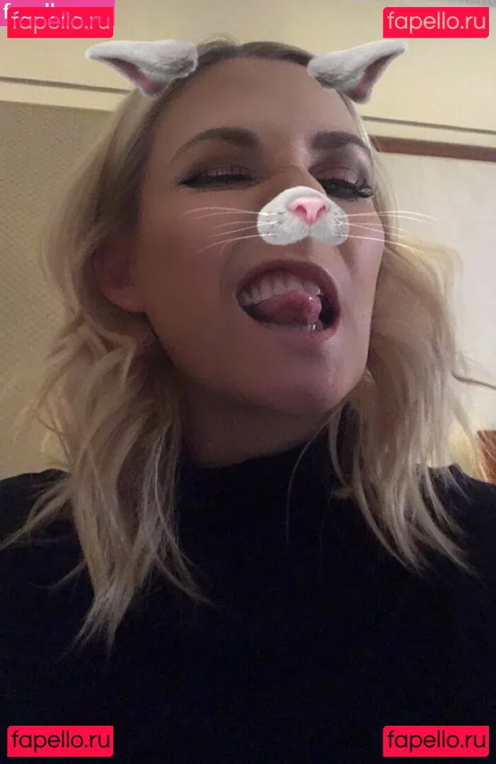 Renee Paquette Onlyfans Photo Gallery 