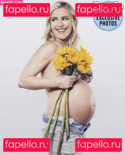 Renee Paquette Onlyfans Photo Gallery 