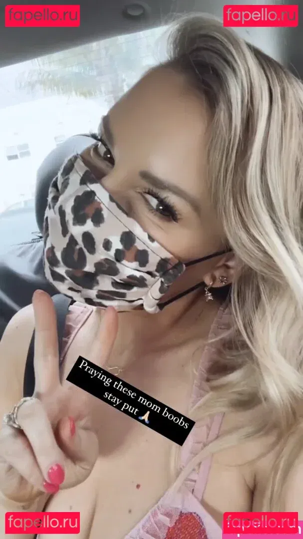 Renee Paquette Onlyfans Photo Gallery 