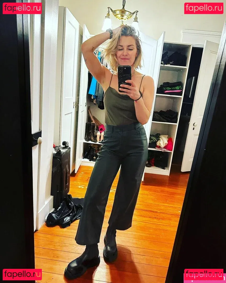 Renee Paquette Onlyfans Photo Gallery 