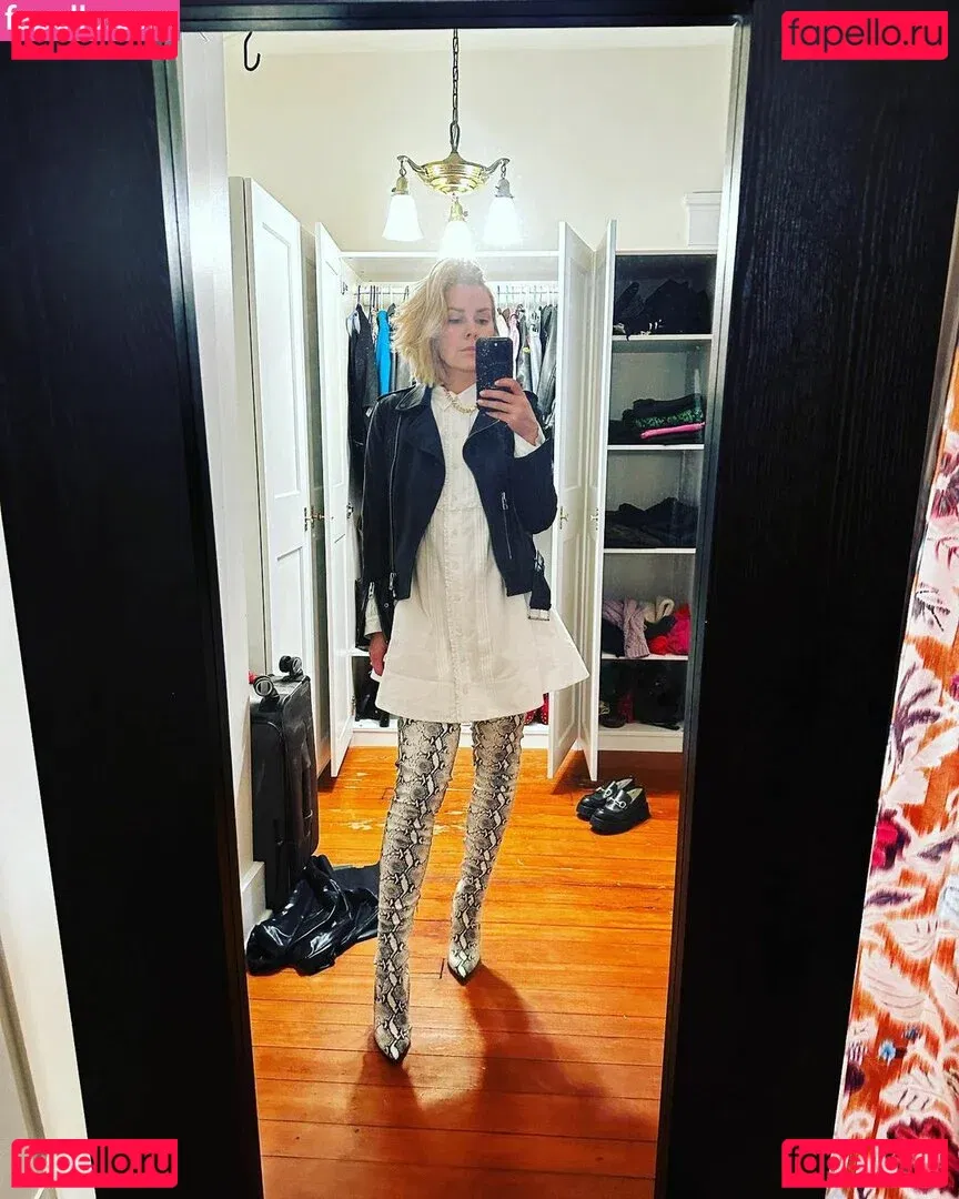 Renee Paquette Onlyfans Photo Gallery 