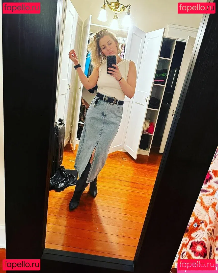 Renee Paquette Onlyfans Photo Gallery 