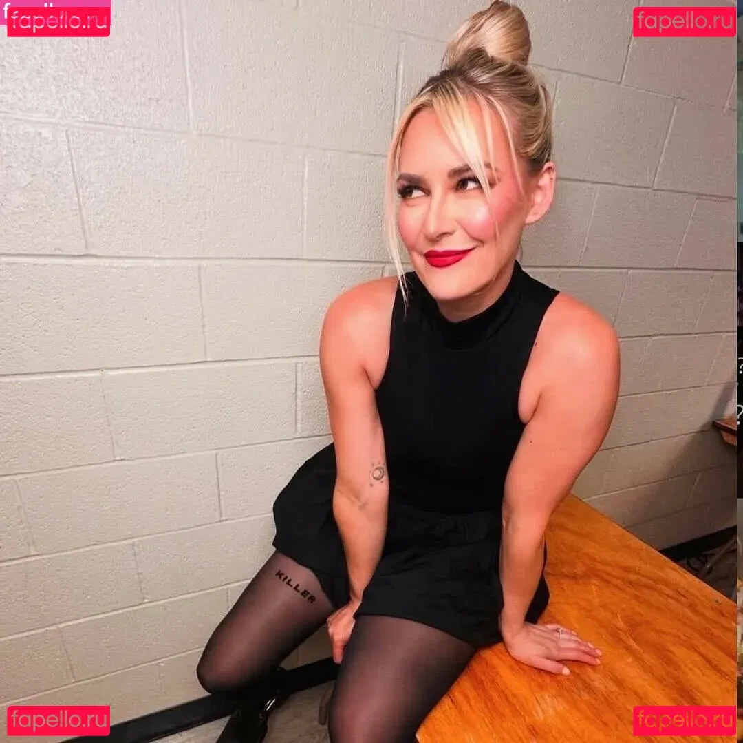 Renee Paquette Onlyfans Photo Gallery 