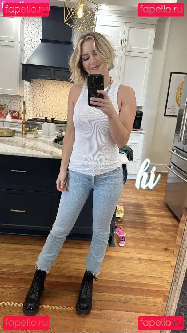 Renee Paquette Onlyfans Photo Gallery 