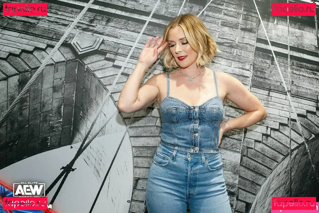 Renee Paquette Onlyfans Photo Gallery 