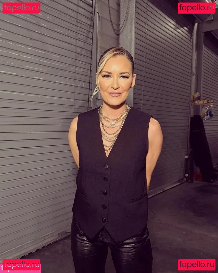 Renee Paquette Onlyfans Photo Gallery 