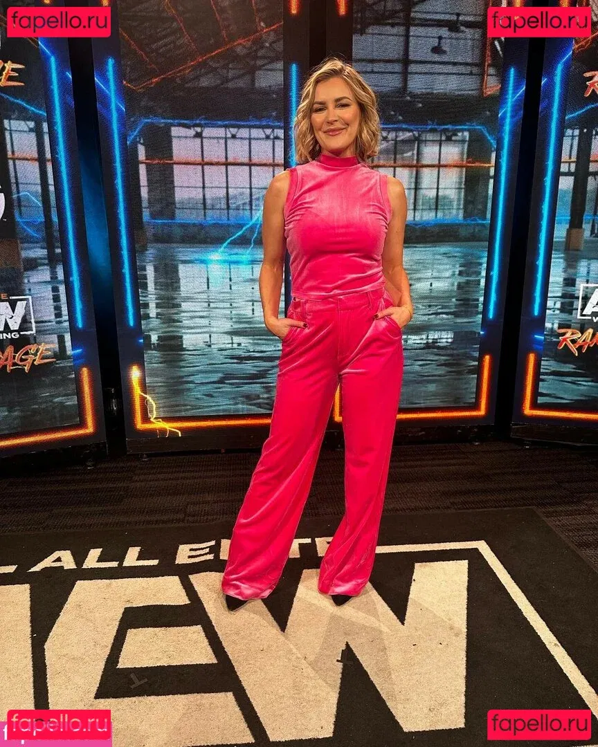 Renee Paquette Onlyfans Photo Gallery 