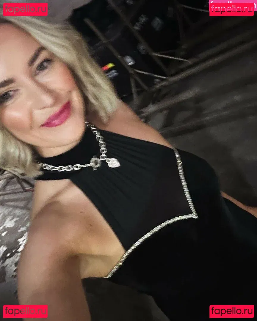 Renee Paquette Onlyfans Photo Gallery 