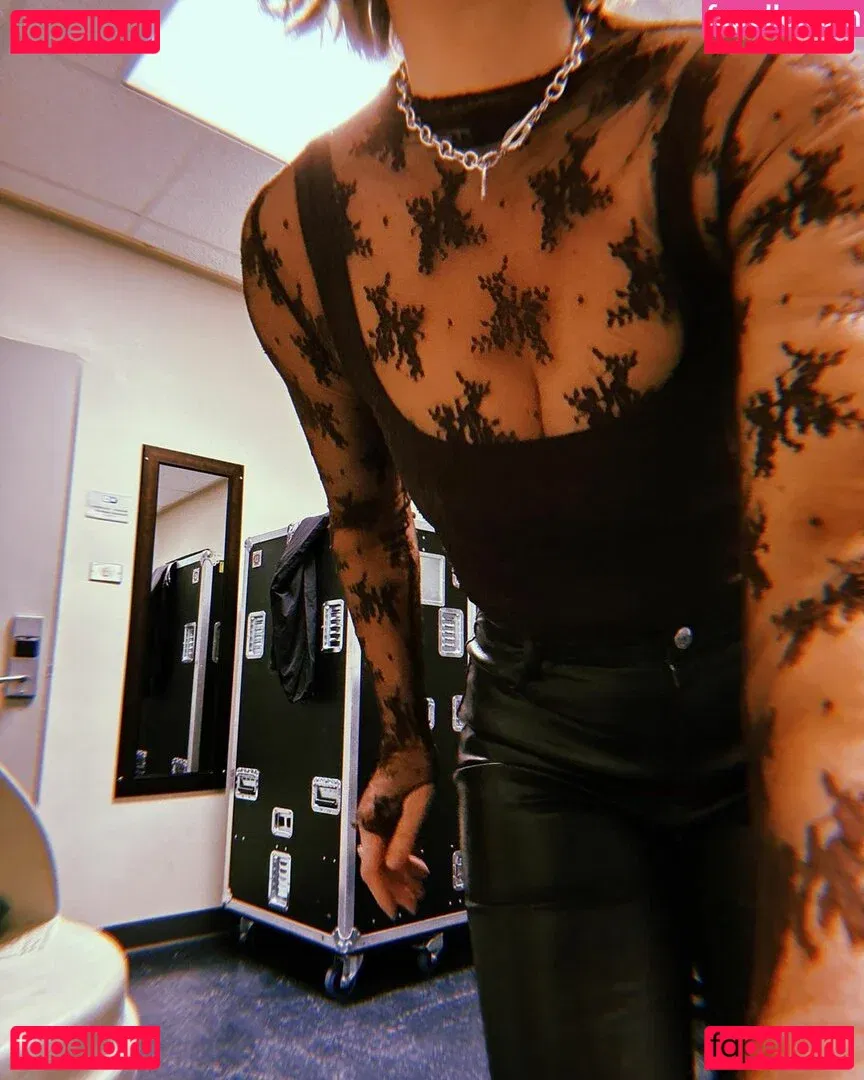 Renee Paquette Onlyfans Photo Gallery 