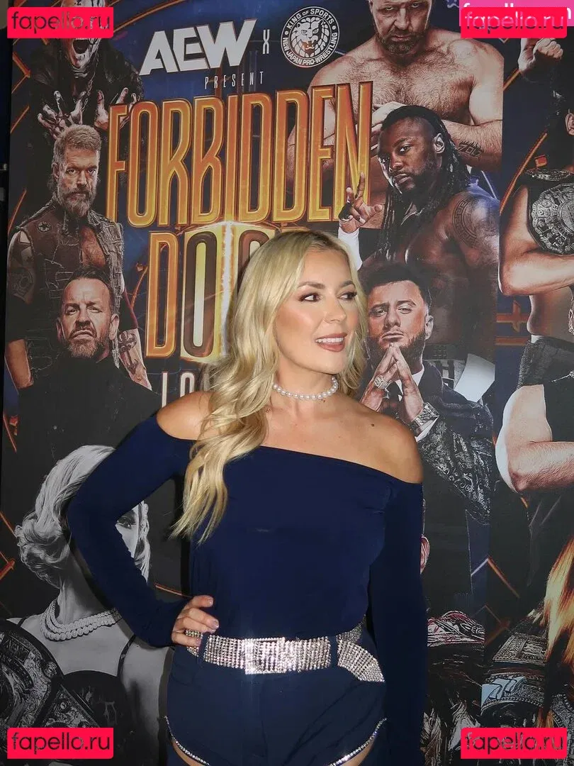 Renee Paquette Onlyfans Photo Gallery 