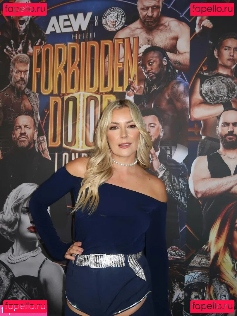 Renee Paquette Onlyfans Photo Gallery 