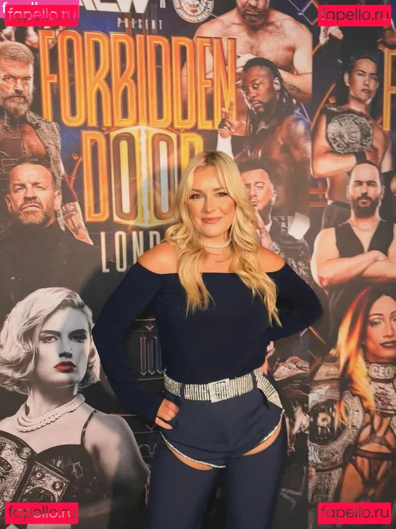 Renee Paquette Onlyfans Photo Gallery 