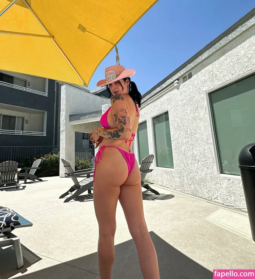 Hope Schwing Onlyfans Photo Gallery 