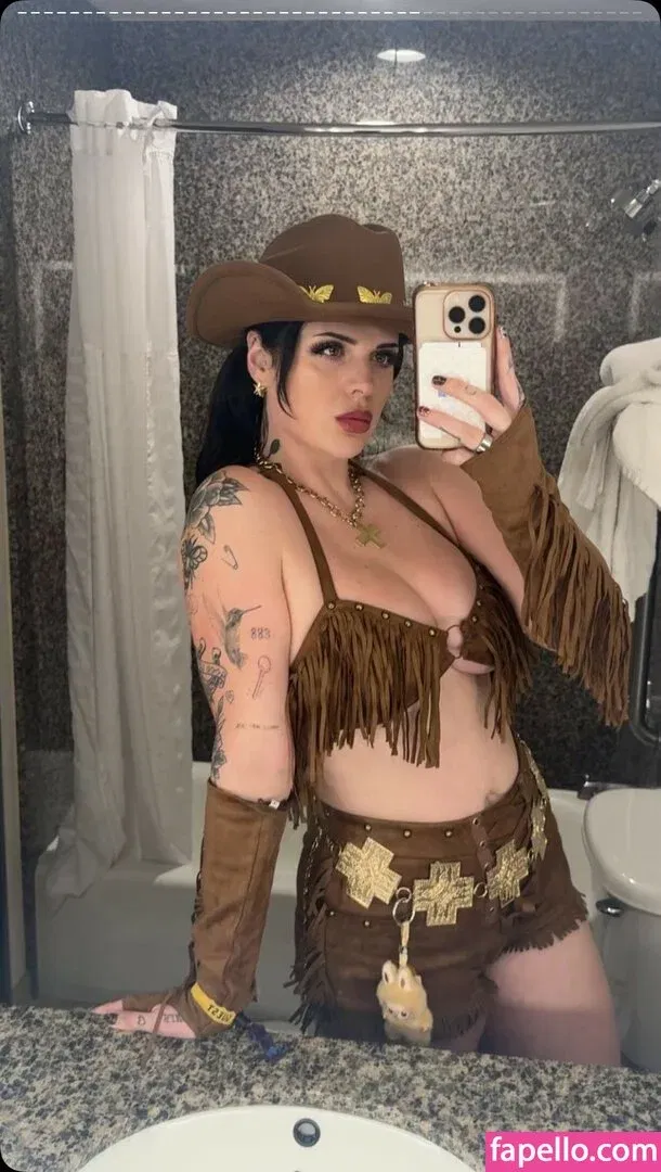 Hope Schwing Onlyfans Photo Gallery 