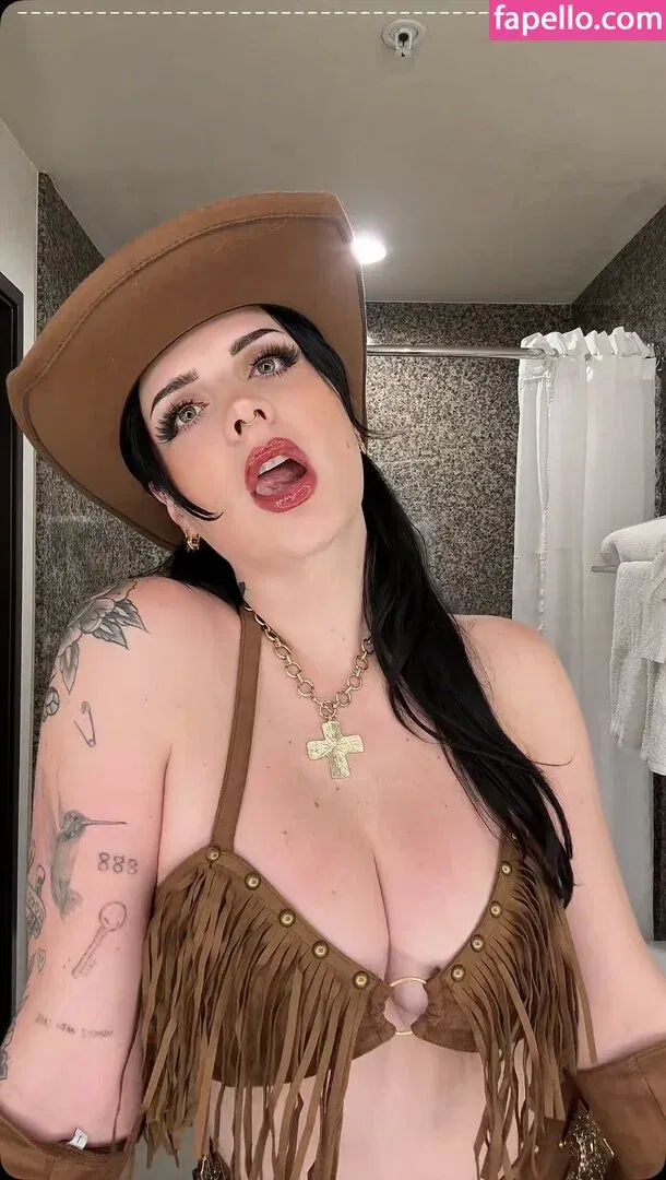 Hope Schwing Onlyfans Photo Gallery 