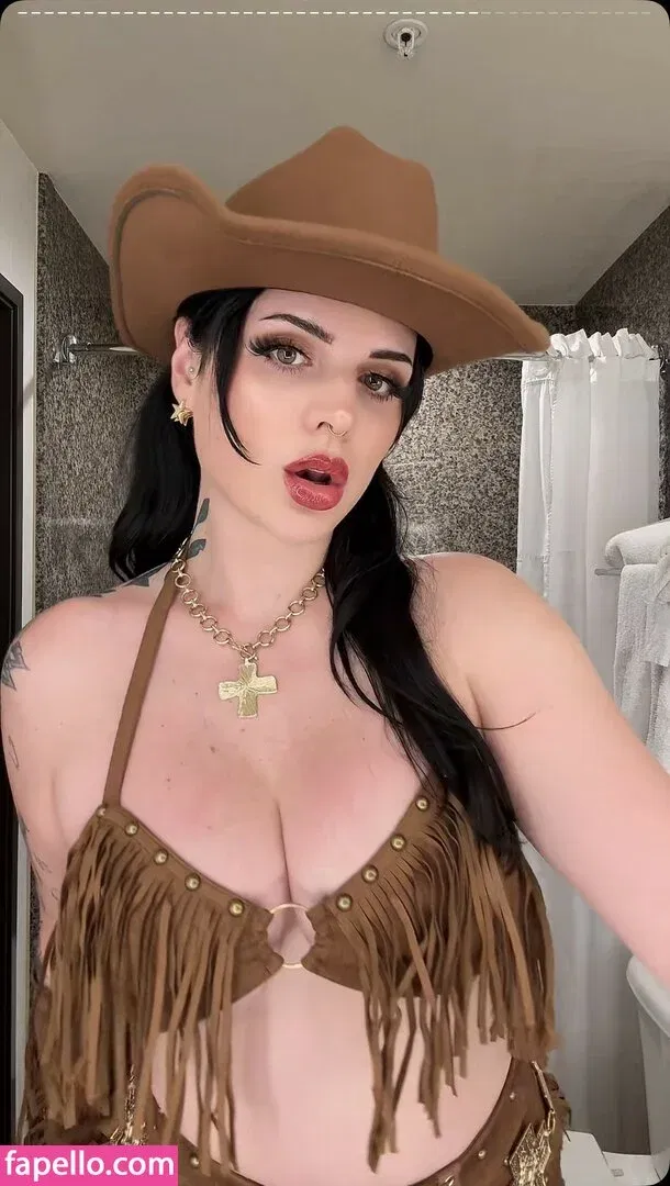 Hope Schwing Onlyfans Photo Gallery 