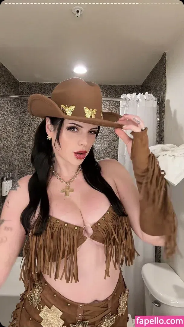 Hope Schwing Onlyfans Photo Gallery 