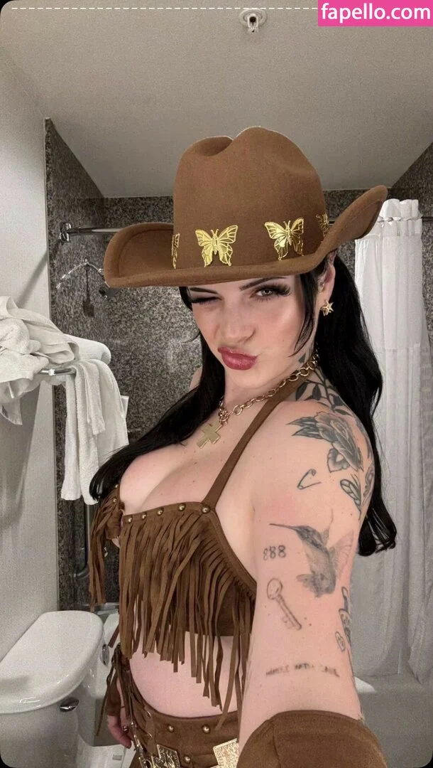 Hope Schwing Onlyfans Photo Gallery 