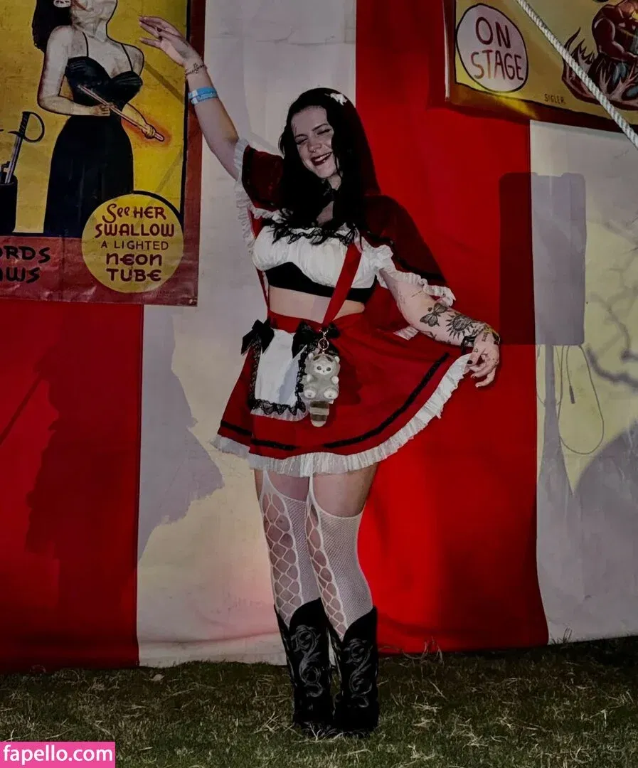 Hope Schwing Onlyfans Photo Gallery 