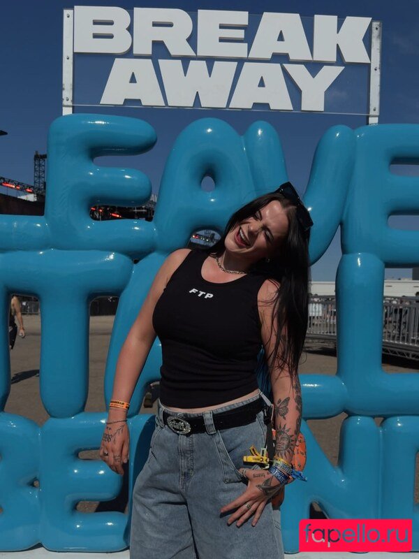 Hope Schwing Nude Onlyfans Photo 14