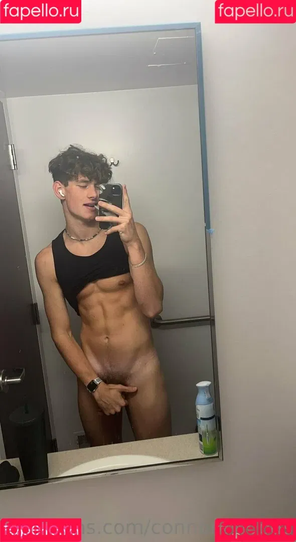 connor4woods Onlyfans Photo Gallery 
