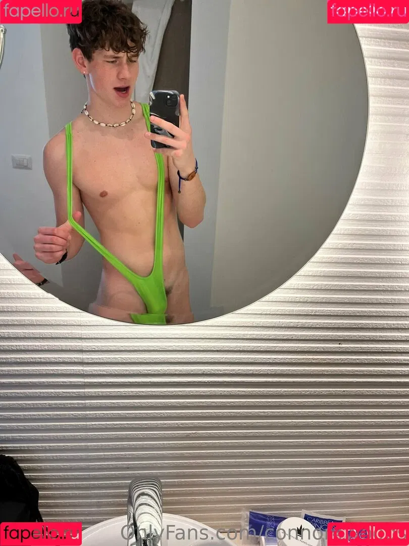 connor4woods Onlyfans Photo Gallery 