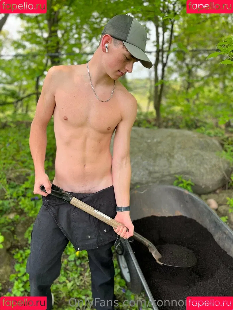 connor4woods Onlyfans Photo Gallery 