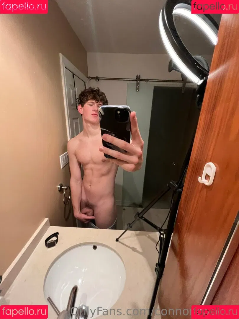 connor4woods Onlyfans Photo Gallery 
