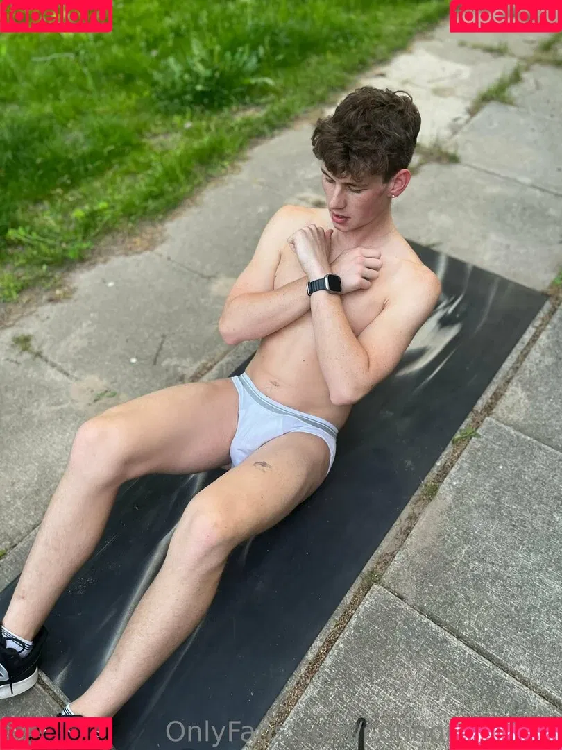 connor4woods Onlyfans Photo Gallery 