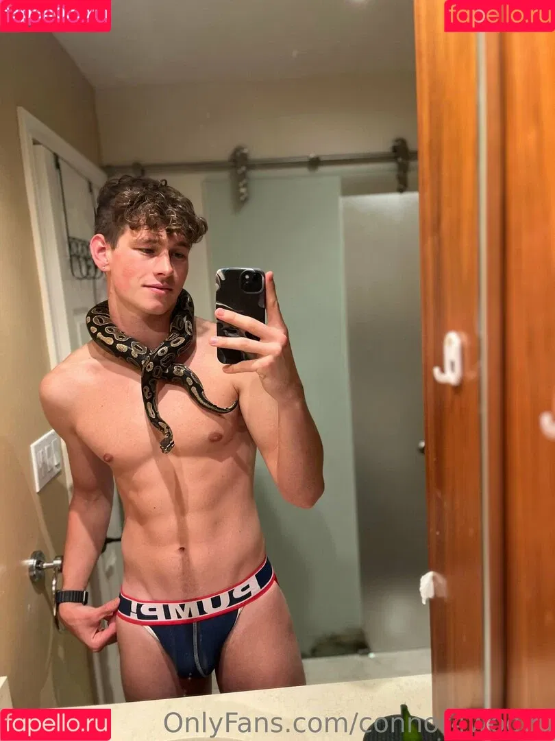 connor4woods Onlyfans Photo Gallery 