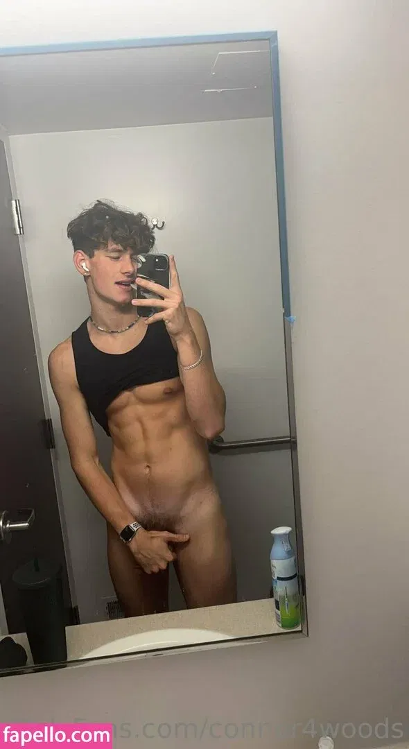 connor4woods Onlyfans Photo Gallery 