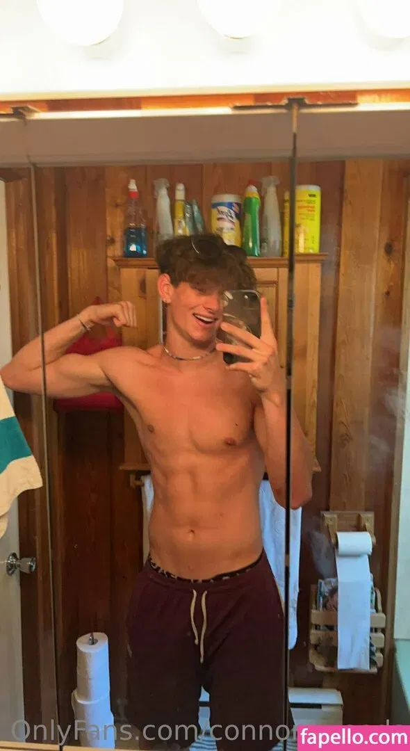 connor4woods Onlyfans Photo Gallery 