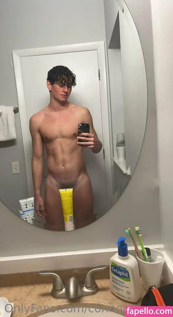 connor4woods Onlyfans Photo Gallery 