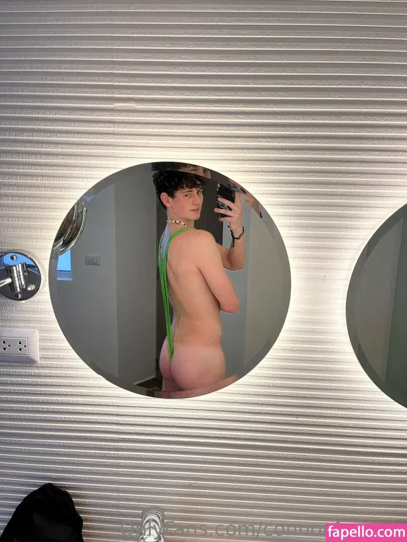 connor4woods Onlyfans Photo Gallery 