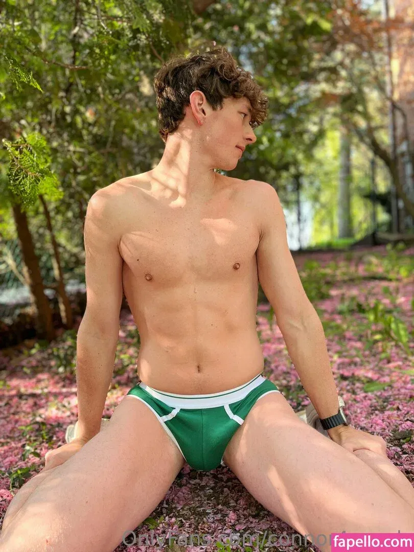 connor4woods Onlyfans Photo Gallery 