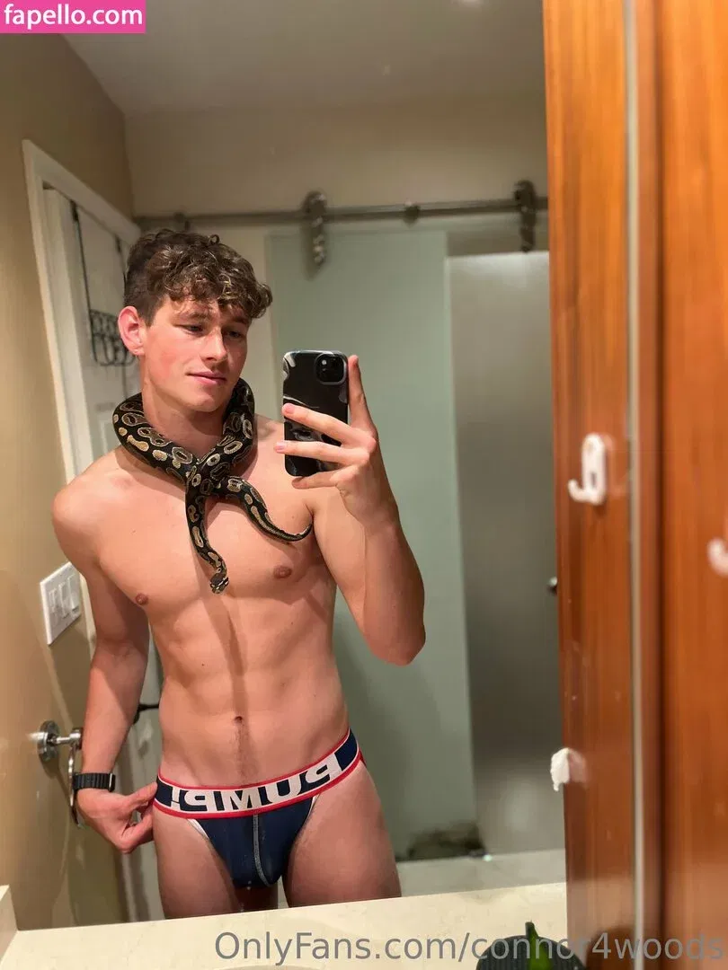 connor4woods Onlyfans Photo Gallery 